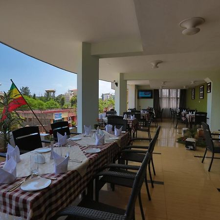 Rahnile Hotel Bahir Dar Exterior photo