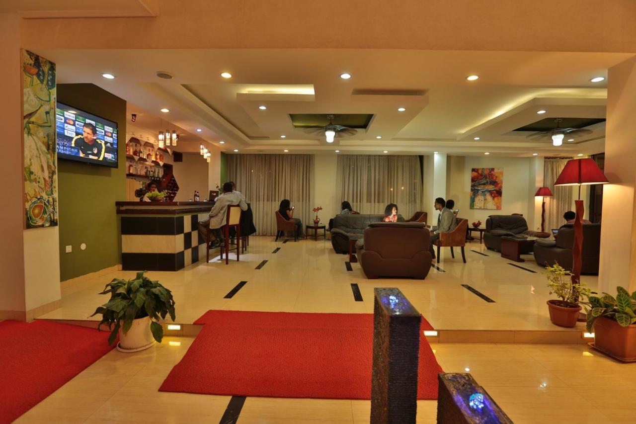 Rahnile Hotel Bahir Dar Exterior photo