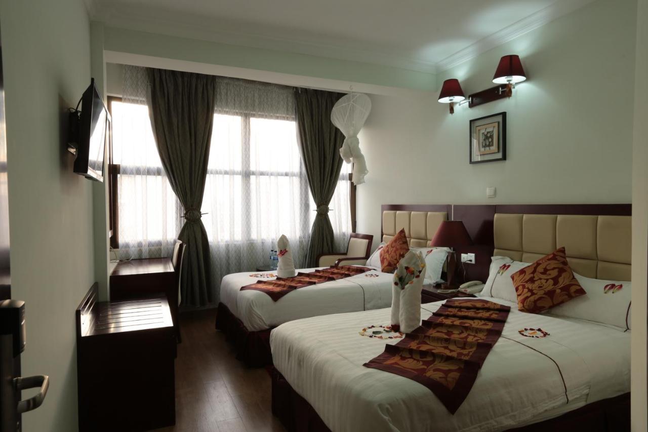 Rahnile Hotel Bahir Dar Exterior photo